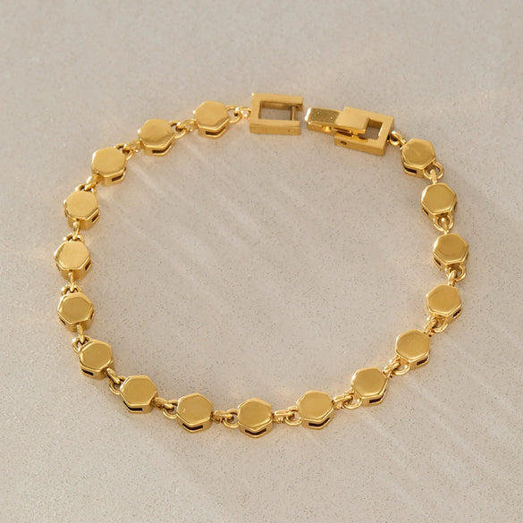 Women's Geometric Stainless Steel Bracelet With Smooth Plated Finish Colorfast Hypoallergenic Fashion Jewelry