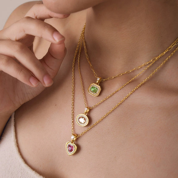 Women's Geometric Stainless Steel Necklace With Pvd Gold Plated Finish And Lobster Clasp