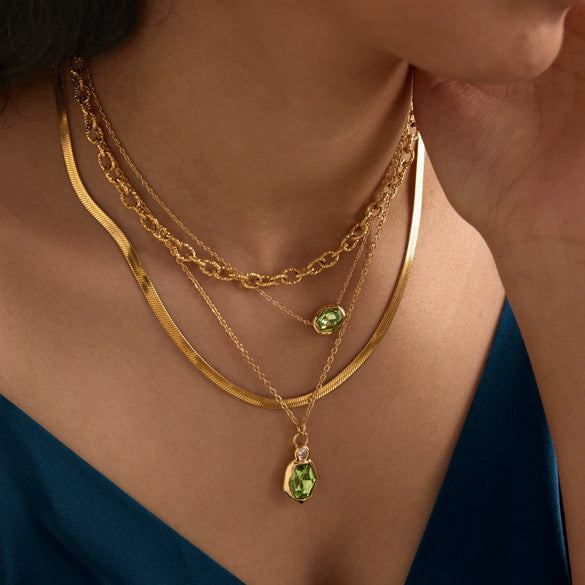 Women's Geometric Stainless Steel Necklace With Pvd Gold Plating And Lobster Clasp