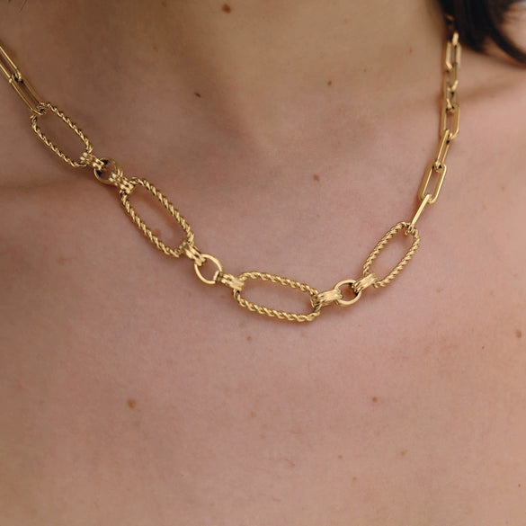 Women's Geometric Stainless Steel Pendant Chain Necklace With Pvd Vacuum Gold Plating And Lobster Clasp