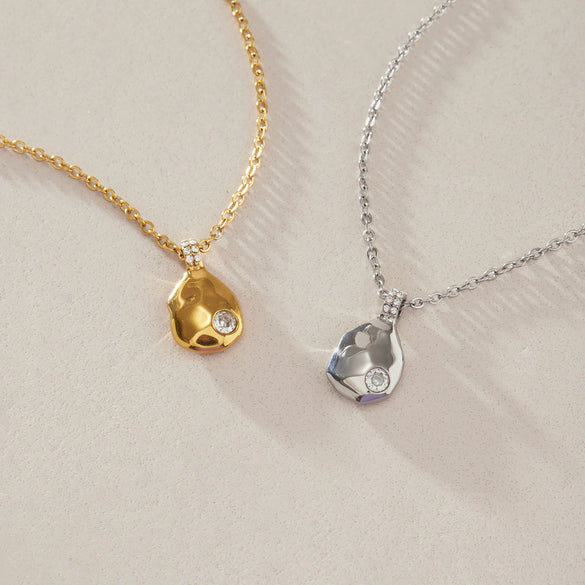 Women's Geometric Stainless Steel Pendant Necklace With Vacuum Gold Plating And Lobster Clasp