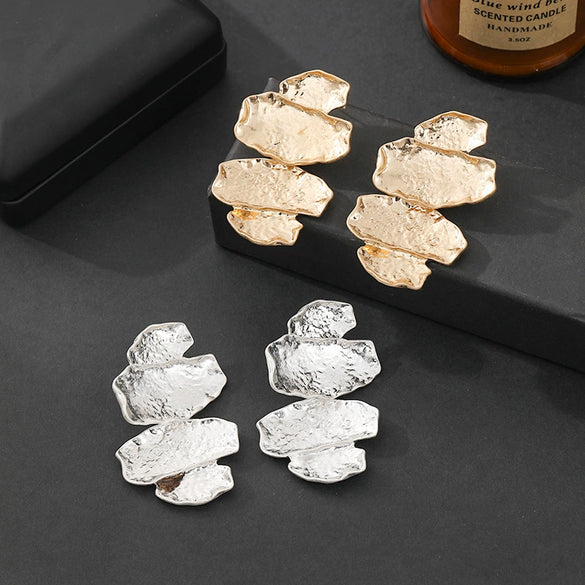 Women's Geometric Statement Stud Earrings With Exaggerated Creative Design Electroplated Alloy And Stainless Steel Posts