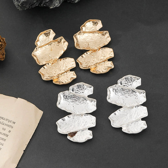 Women's Geometric Statement Stud Earrings With Exaggerated Creative Design Electroplated Alloy And Stainless Steel Posts