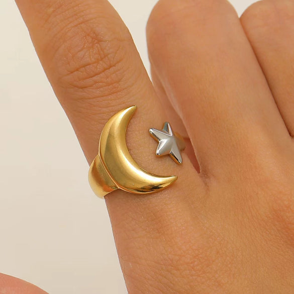 Women's Geometric Water Drop Casting Ring With Star And Moon Pattern Electroplated Minimalist Style