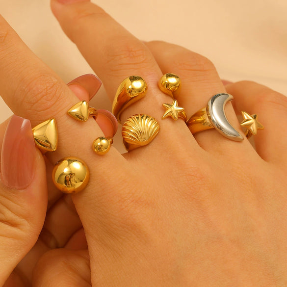 Women's Geometric Water Drop Casting Ring With Star And Moon Pattern Electroplated Minimalist Style