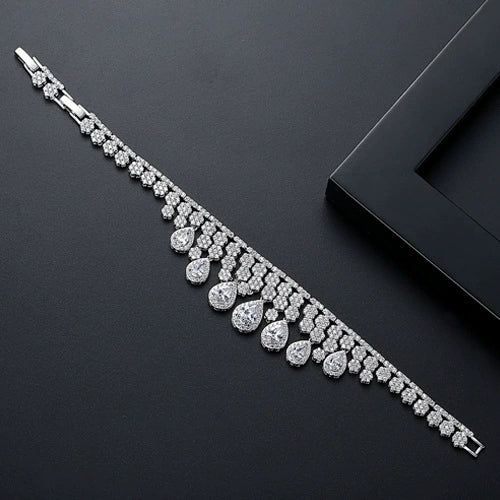 Women's Geometric Water Drop Zircon Bracelet Electroplated Copper Full Crystal Statement Jewelry