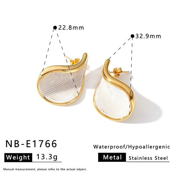 Women's Geometric White Shell Irregular Stainless Steel Earrings With 18K Gold Vacuum Plating And Simple Fashion Style