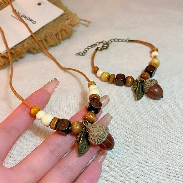 Women's Geometric Wood Handmade Dried Fruit Pendant Clavicle Chain Necklace Accessories