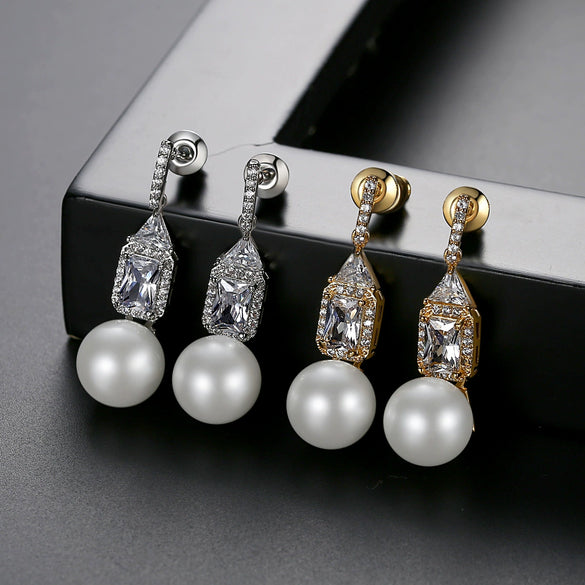 Women's Geometric Zircon And Imitation Pearl Earrings Electroplated Copper Minimalist Fashion Jewelry
