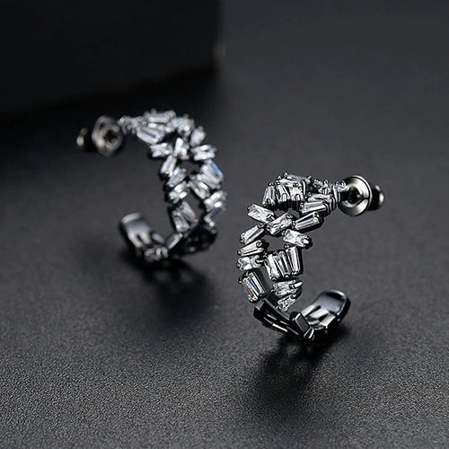 Women's Geometric Zircon Crystal Earrings With Irregular Design And Electroplated Copper Finish Fashion Ear Jewelry