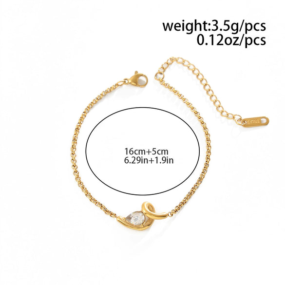 Women’s Gold Plated Stainless Steel Geometric Pendant Necklace With Delicate Clavicle Chain And Lobster Clasp