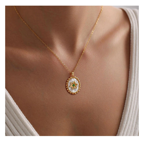 Women's Gold Tone Copper Round Rose Pendant Necklace Elegant Light Luxury Geometric Floral Clavicle Chain With Electroplated Finish