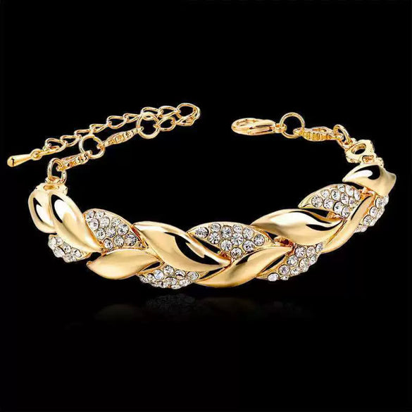 Women's Gold Tone Leaf Pattern Adjustable Bracelet Alloy Electroplated Jewelry With Full Diamond Embellishment