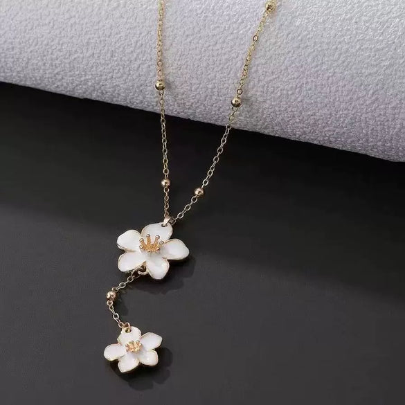 Women's Goldplated Zinc Alloy Frangipani Flower Pendant Necklace Rustic Floral Jewelry Accessory