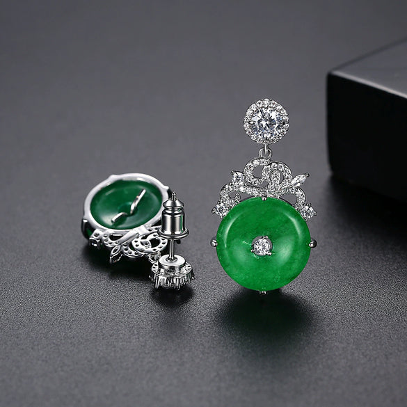 Women's Green Chalcedony Geometric Earrings With Elegant Retro Electroplated Copper Design