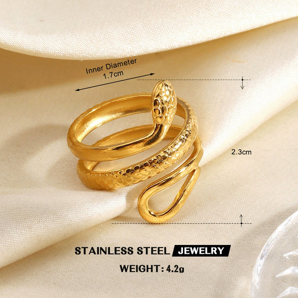 Women's Green Inlaid Stainless Steel Ring With Geometric Line Pattern And Electroplated Non Fading Finish