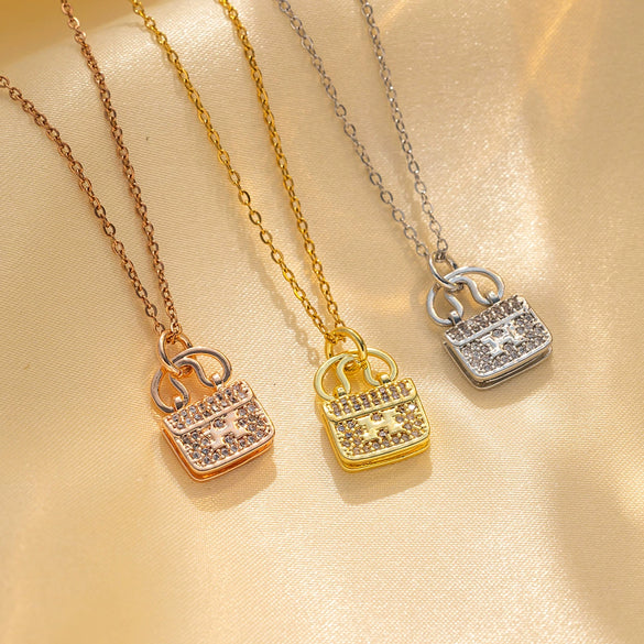 Women's Handbag Clavicle Chain Necklace In Internet Celebrity Style With H Letter And Full Diamond Made Of Gold Titanium Steel And Electroplated