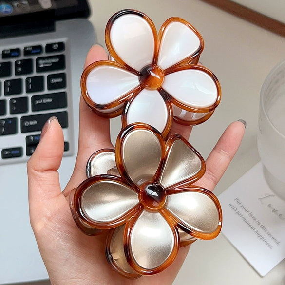 Women's Handmade Abs Hair Clip With Sweet Style And Egg Flower Design