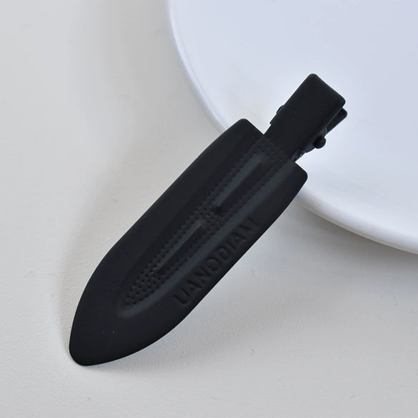 Women's Handmade Acetate Hair Side Clip With Frosted Finish Seamless Bangs Edge Barrette And Simple Letter Design