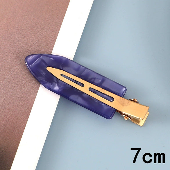Women's Handmade Acetate Hair Side Clip With Frosted Finish Seamless Bangs Edge Barrette And Simple Letter Design