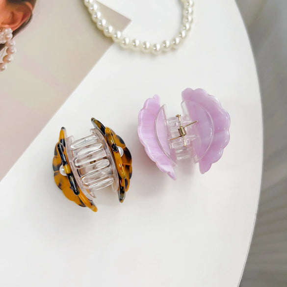 Women's Handmade Acetic Acid And Pearl Shell Shark Hair Clip In Animal Style