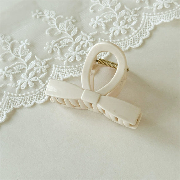 Women's Handmade Acrylic Casual Style Oversized Summer Hair Clip