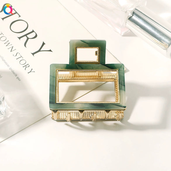 Women's Handmade Alloy And Acetate Geometric Cutout Shark Hair Clip Elegant Back Hair Accessory