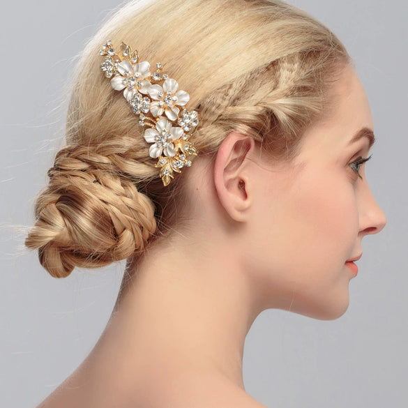 Women's Handmade Alloy Rhinestone Enamel Flower Bridal Hair Comb Classic Crystal Wedding Hair Headdress