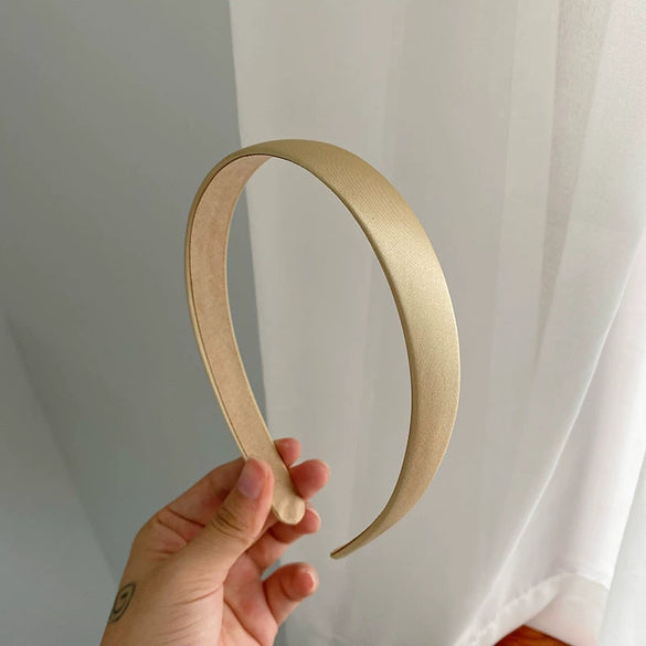 Women’s Handmade Cloth Satin Hairband With Fine Edges Simple Fresh Style Headwear For Makeup And Face Washing