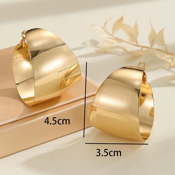 Women's Handmade Geometric Circle Earrings Retro Iron Statement Jewelry With Light Luxury Trendy Style