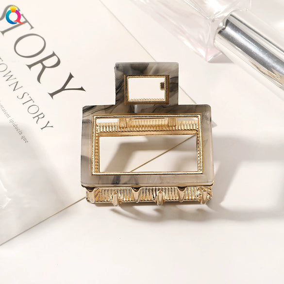 Women's Handmade Geometric Triangle Hollow Hair Clip In Acetate And Alloy Light Luxury Hair Accessory