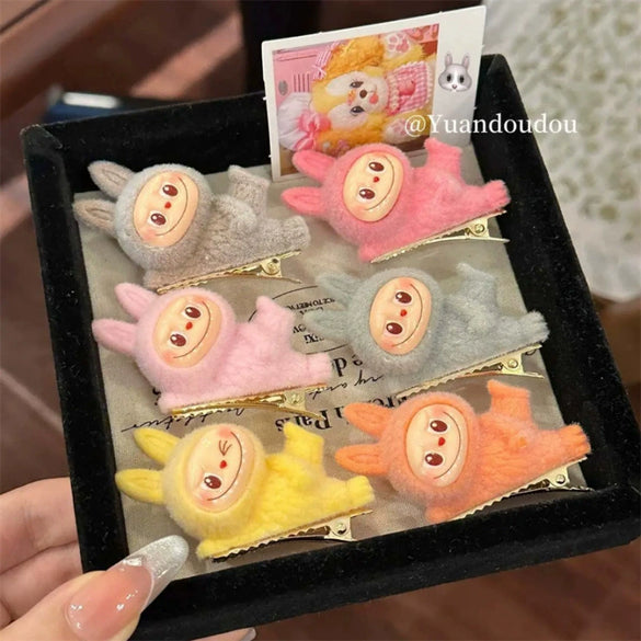 Women's Handmade Mixed Materials Heart Cartoon Bangs Hair Clip