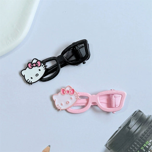 Women's Handmade Mixed Materials Heart Fashion Cartoon Bangs Hair Clip