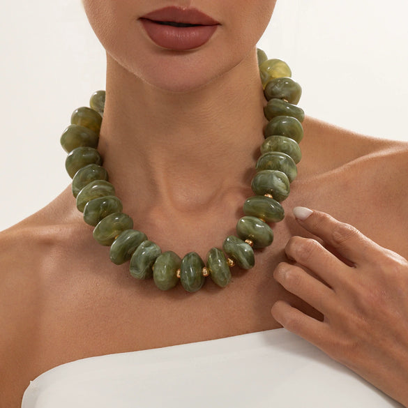Women's Handmade Resin Beaded Necklace With Irregular Geometric Beads And Lobster Clasp Minimalist Stylish Jewelry