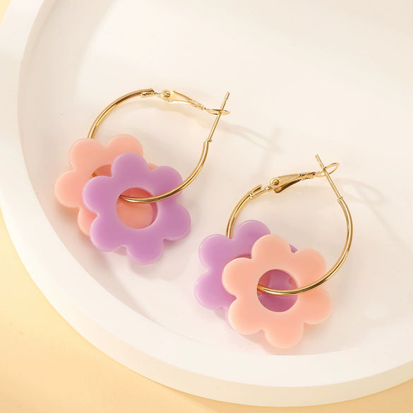 Women's Handmade Resin Flower Pendant Rope Chain Necklace Retro Simple Fashion