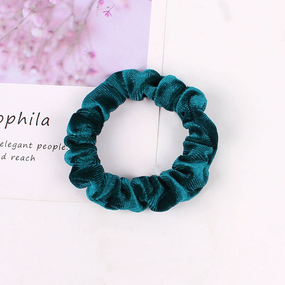 Women's Handmade Velvet Scrunchie Hair Ring With Voluminous Gathered Design Cloth Sporty Fashion Hair Accessory