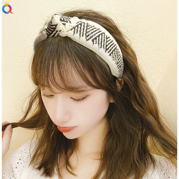 Women's Handmade Wool And Hemp Knitted Wide Edge Cross Knot Headband Woven Hair Accessory