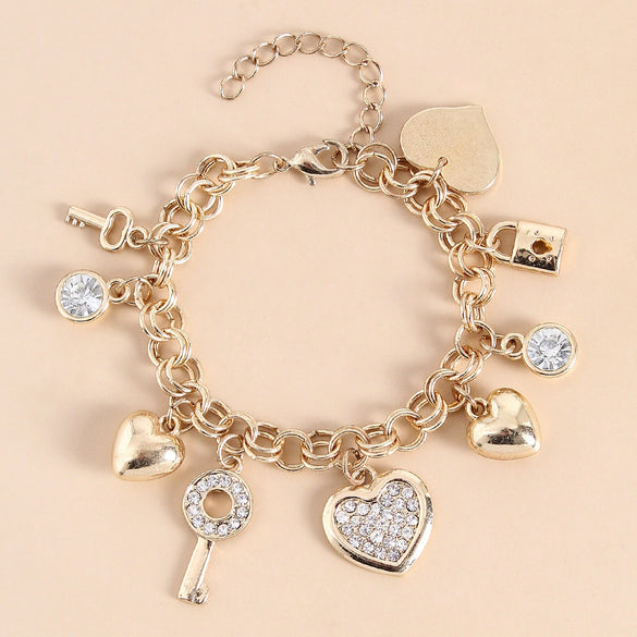 Women's Heart Crystal Bracelet In Alloy With Electroplated Gold Tone Finish Fashion Jewelry Accessory
