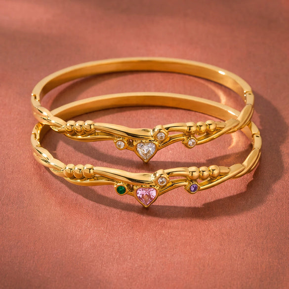 Women's Heart Pattern Stainless Steel Bracelet With Zircon Inlay And Gold Plated Finish
