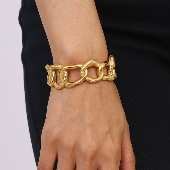 Women's Highend Openend Stainless Steel Gold Bracelet With Geometric Design And Electroplating