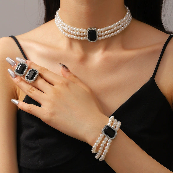 Women's Imitation Pearl Jewelry Threepiece Set With Heart Water Drop Bell Patterns And Alloy Pendants Set With Diamonds