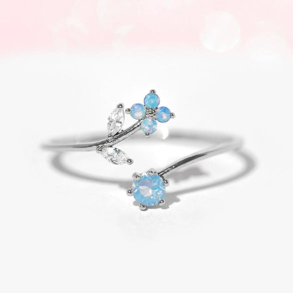 Women's Ins Style Copper Electroplated Small Blue Bouquet Triangle Ring