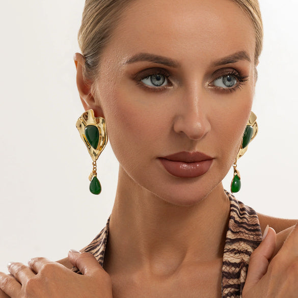 Women's Irregular Pleated Alloy Stud Earrings With Geometric Triangle Shapes Vintage Teardrop Resin Gemstones And Electroplated Finish