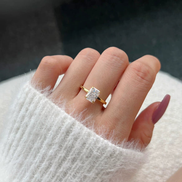 Women's Jewelry S925 Sterling Silver Geometric Ring Electroplated 8A Ice Flower Cut