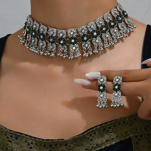 Women's Jewelry Set Alloy Geometric Style Retro Exaggerated With Electroplating And Water Wave Chain
