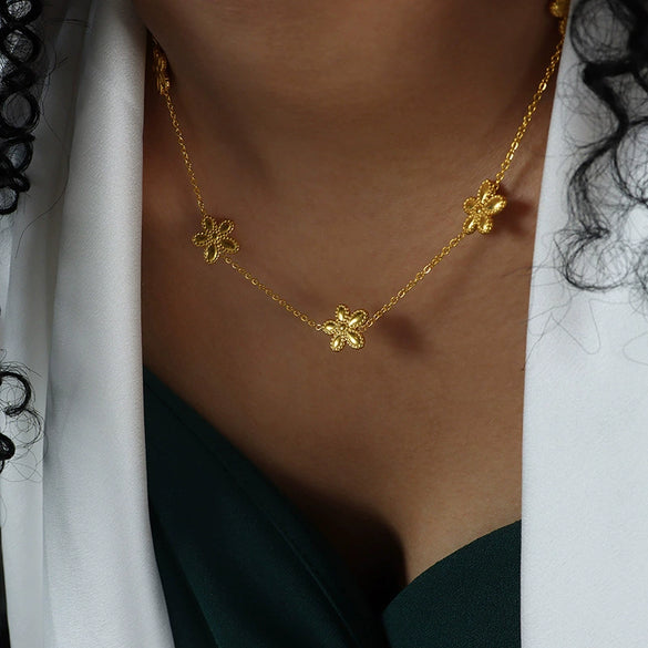 Women's Jewelry Titanium Steel Plating Light Luxury Style Small Daisy Design