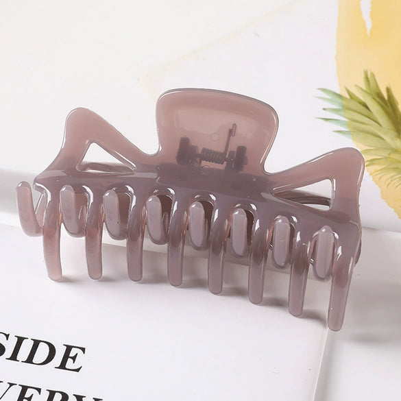 Women's Large Geometric Resin Hair Claw Clip With Hollow Design And Painted Finish For Ponytail Updos