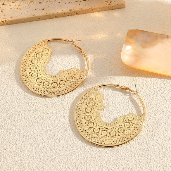 Women's Large Round Cshaped Cutout Earrings Electroplated Iron Geometric Jewelry With Retro Bohemian Style