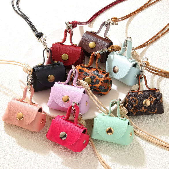 Women's Leather Coin Purse Pendant Necklace Alloy Pendant Geometric Pattern Handmade