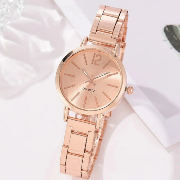 Women's Leisure Alloy Band Round Dial Quartz Watch With Rose Gold Pin Buckle